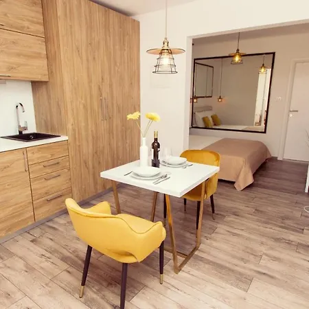 Park Apartment