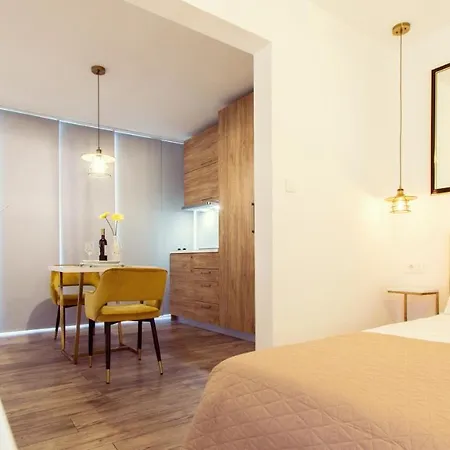 Apartment Park *