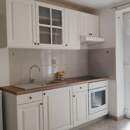 Park Apartment *